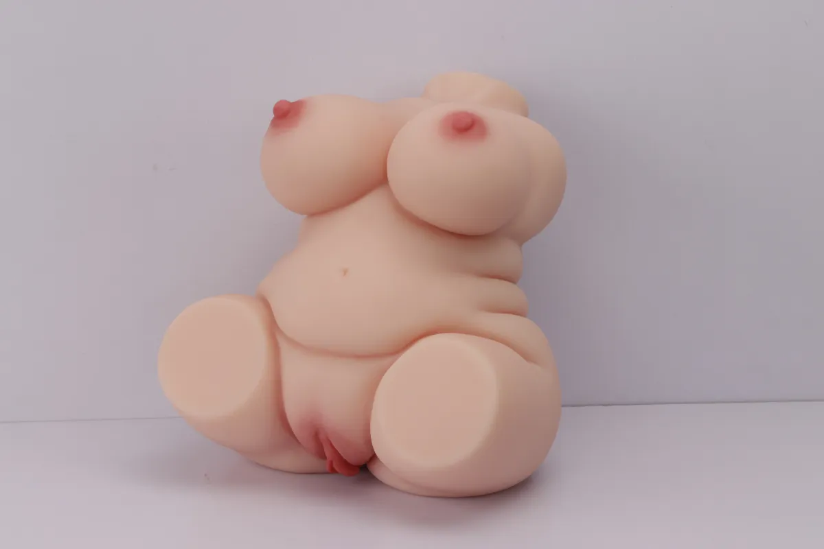 BBW Caramel Sex Doll. Thick Curvy Plus-Size Torso